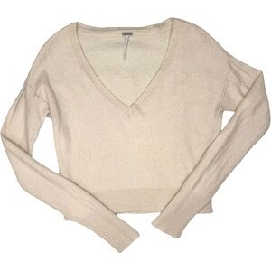 Free People 100% Cashmere Ivory V-Neck Sweater Size Medium